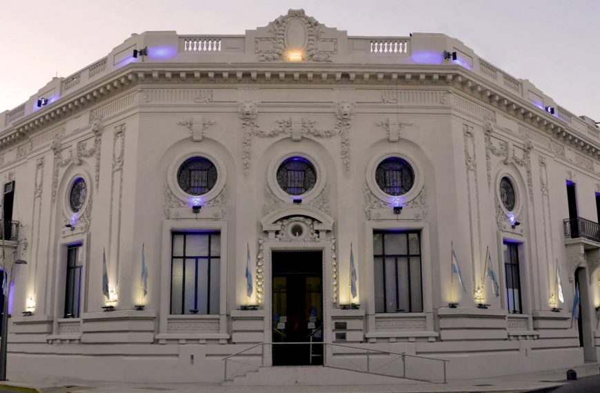 Empleados municipales anuncian una medida de fuerza para el martes