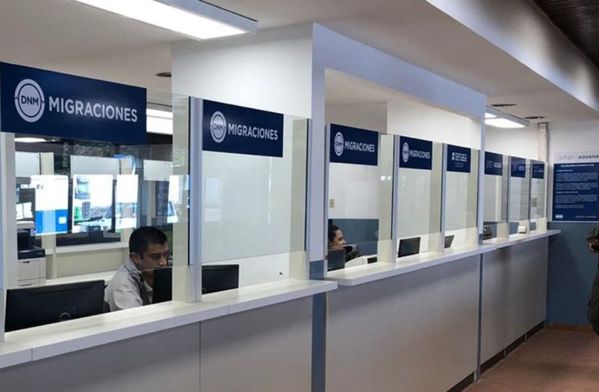El Gobierno anunció una reforma migratoria para endurecer el ingreso de extranjeros y deportar a quienes delinquen