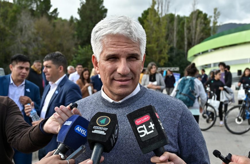 Poggi suspendió sus actividades públicas de hoy