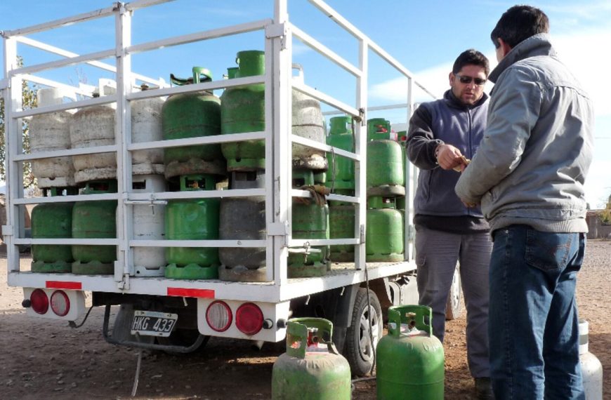 En medio de la crisis del gas y la ola de frío, el Gobierno liberó el precio de las garrafas