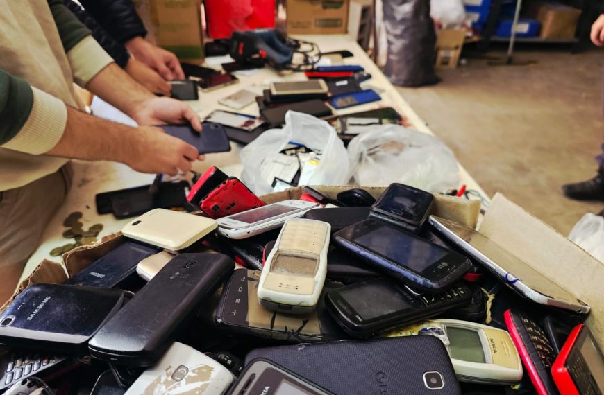 Por primera vez, destruyen teléfonos incautados en el penal provincial