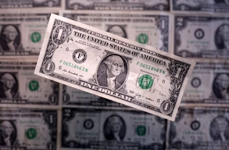 El dólar subió a $1.260 en el Banco Nación y alcanzó un nuevo máximo desde la salida del cepo