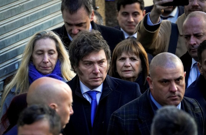 Milei, en el acto por el atentado a la AMIA: “No vamos a parar hasta que se haga Justicia”