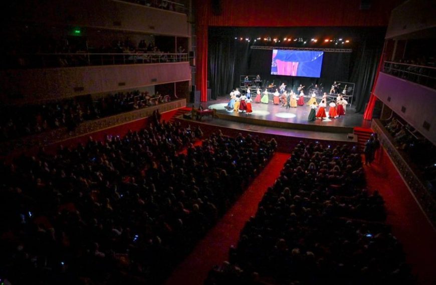 El Cine Teatro San Luis celebra el 431° aniversario de la ciudad con una gala especial