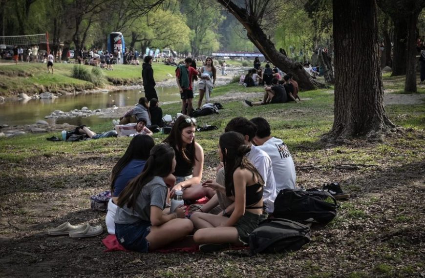 El Gobierno prepara actividades para acompañar el festejo del Día del Estudiante
