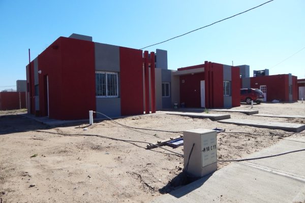 Construcción de viviendas en Juana Koslay entra en su fase final