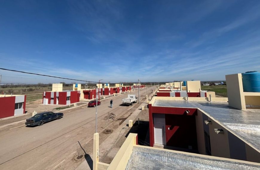Santa Rosa: el Gobierno entregará 25 viviendas que ingresaron en la recta final de edificación