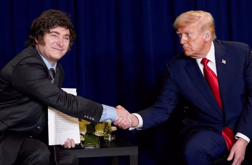 Tras la confirmación del swap con EE.UU., Javier Milei viaja a Estados Unidos para reunirse con Donald Trump