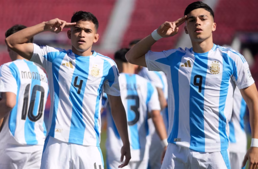 Argentina enfrenta a Colombia con la ilusión de llegar a la final del Mundial Sub 20
