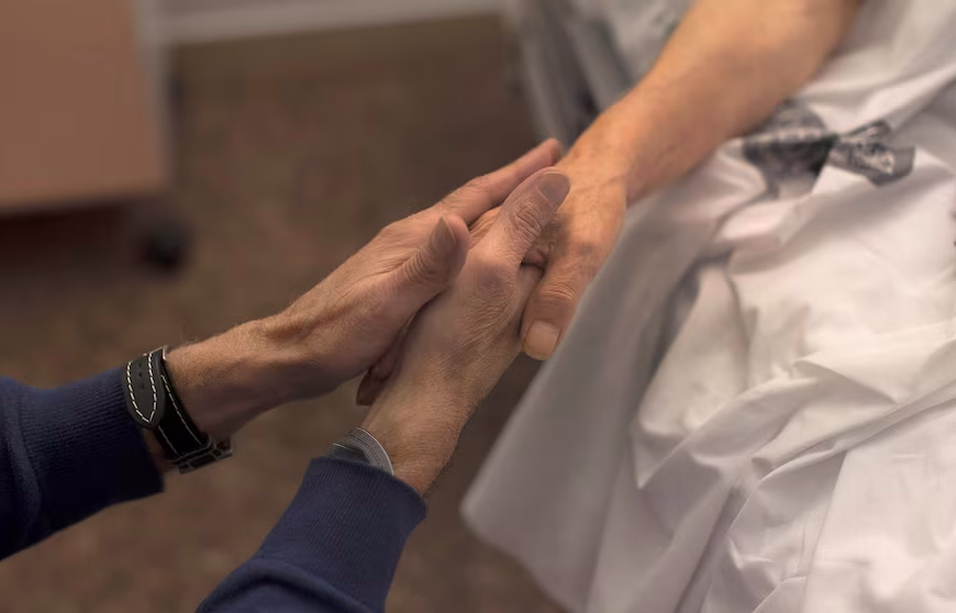 Nueva York legalizará el suicidio asistido para personas con enfermedades terminales