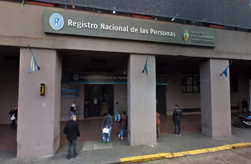 Designaron a tres funcionarios en áreas clave del Gobierno luego de las renuncias de las últimas semanas