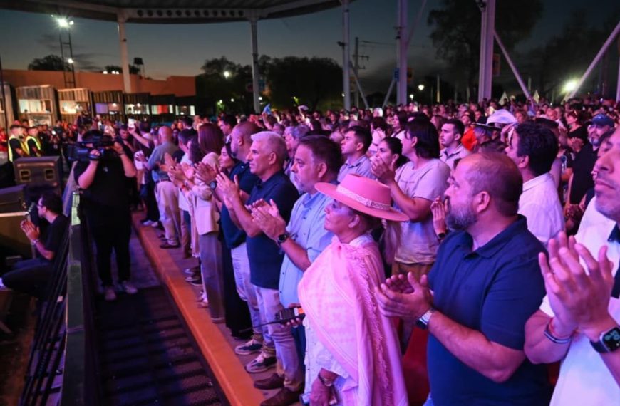 Poggi participó de la apertura de la 37ª Fiesta Nacional de la Calle Angosta