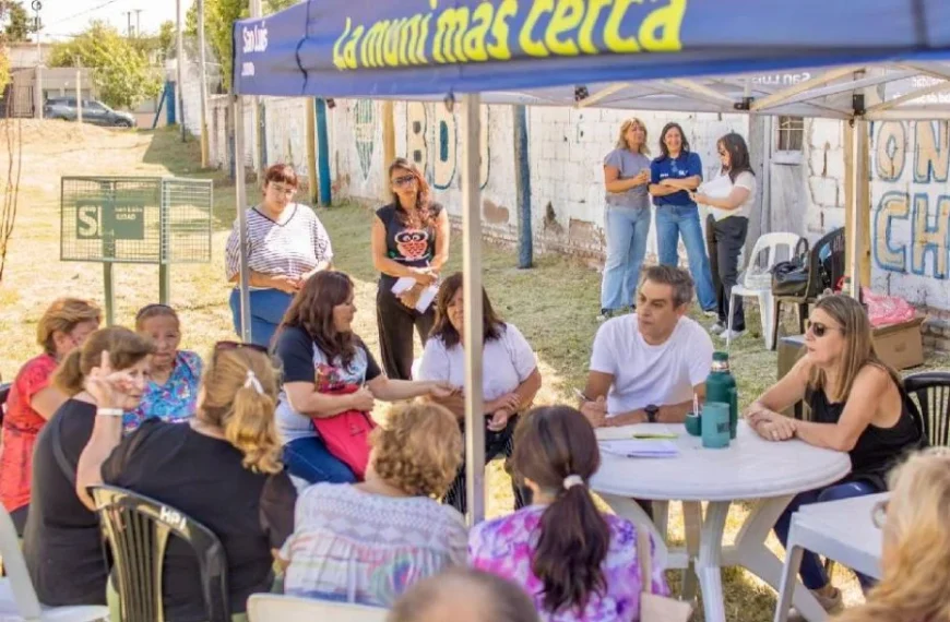 La Muni Más Cerca: el intendente Gastón Hissa se reunió con los vecinos del barrio Campaña del Desierto para escuchar sus reclamos