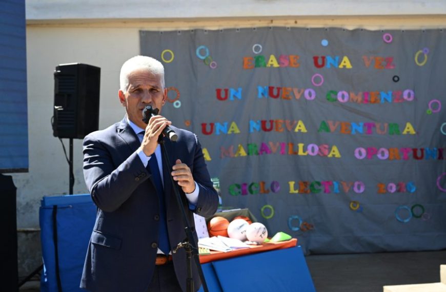 “Tenemos que lograr que toda la provincia de San Luis sea una escuela”