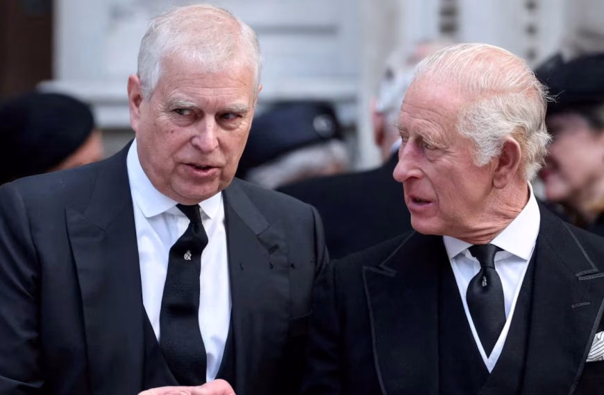 Escándalo en el Reino Unido: detuvieron al príncipe Andrés en medio de las acusaciones por el caso Epstein