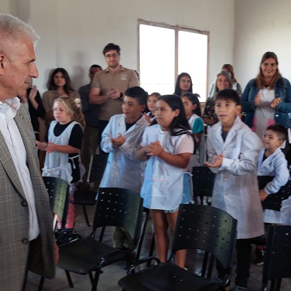 El gobernador Poggi lanzó la Escuela Ambiental Itinerante edición 2026