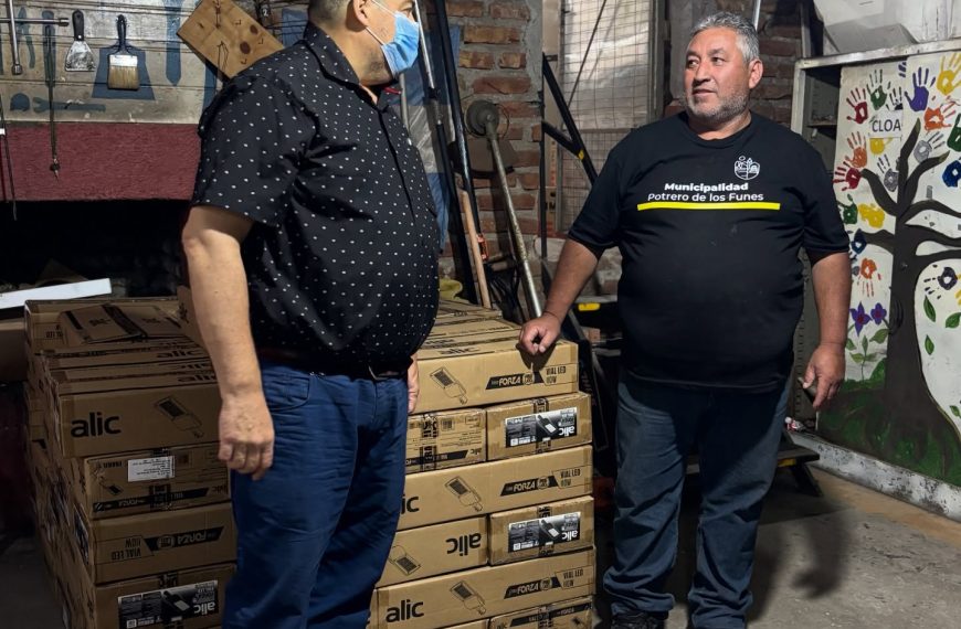 El municipio de Potrero de los Funes avanza con el recambio de lumunarias en los barrios de la ciudad