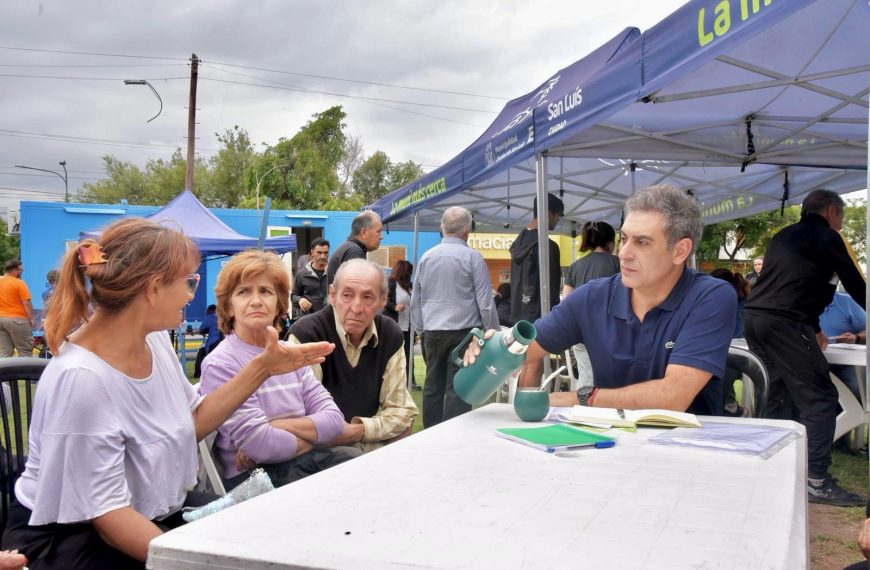 La Muni Más Cerca llevó soluciones a la zona de la Plaza de los Halcones