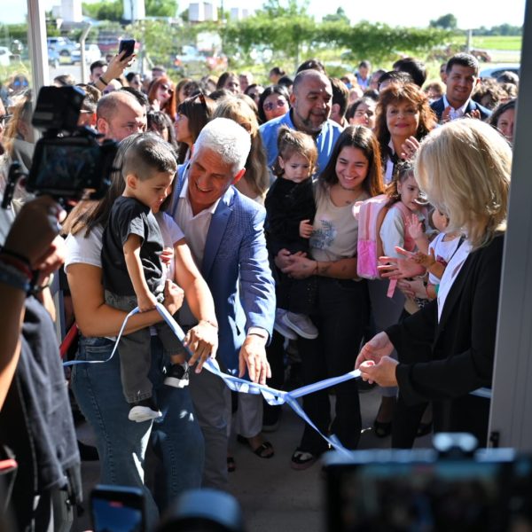 Villa Mercedes: Claudio Poggi inauguró el Centro de Desarrollo Infantil ‘Burbujas Mágicas’