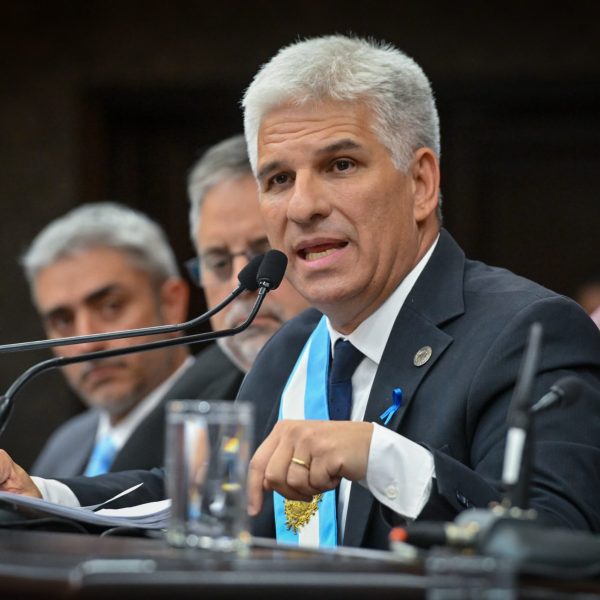 Claudio Poggi brindará este miércoles su mensaje ante la Asamblea Legislativa