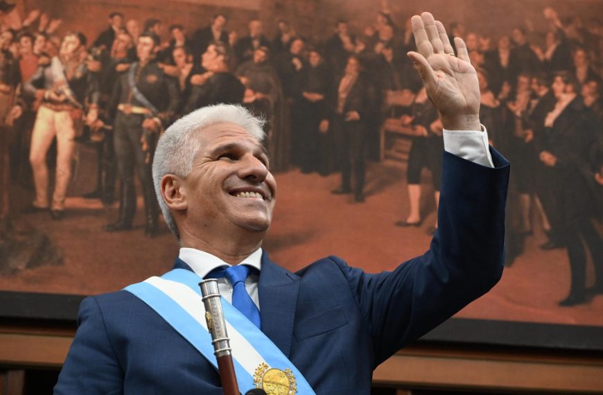 El Gobernador detalló las políticas educativas y anunció la pretensión de una reforma constitucional