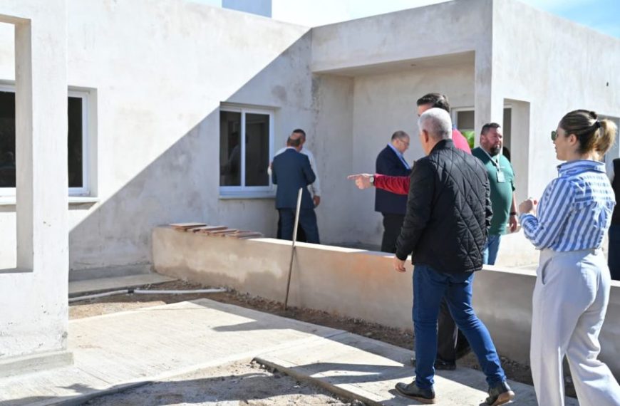 ‘Tenemos Futuro’ en Concarán: Poggi visitó las viviendas en construcción