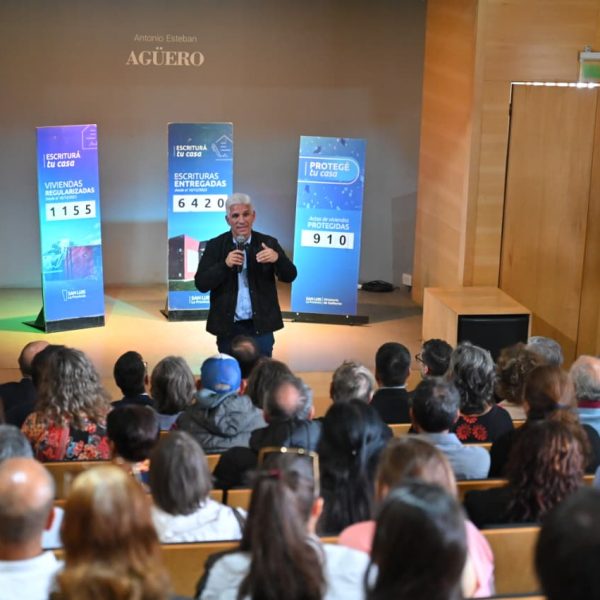 Más familias del Valle del Conlara accedieron a la escritura de sus viviendas