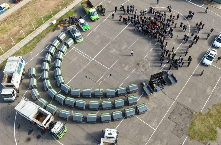 La ciudad fortalece su sistema de recolección con la instalación de nuevos contenedores en la zona centro