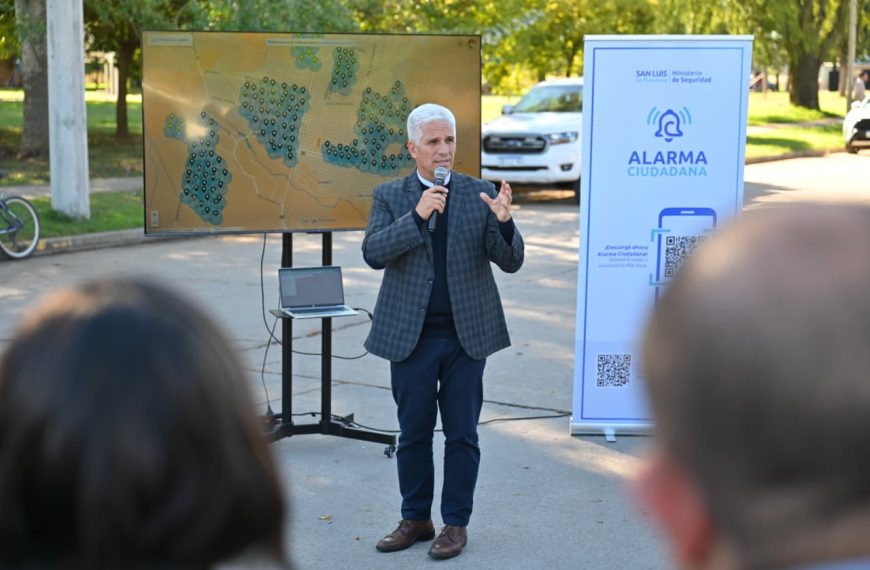 “Es sumar tecnología y a los vecinos a la política de seguridad”