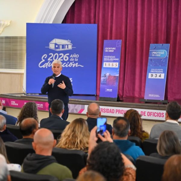 Poggi destacó el avance de la regularización dominial y la protección de viviendas