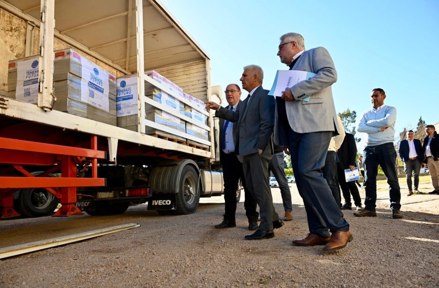 El Gobierno puso en marcha la entrega de materiales para las viviendas de autoconstrucción asistida
