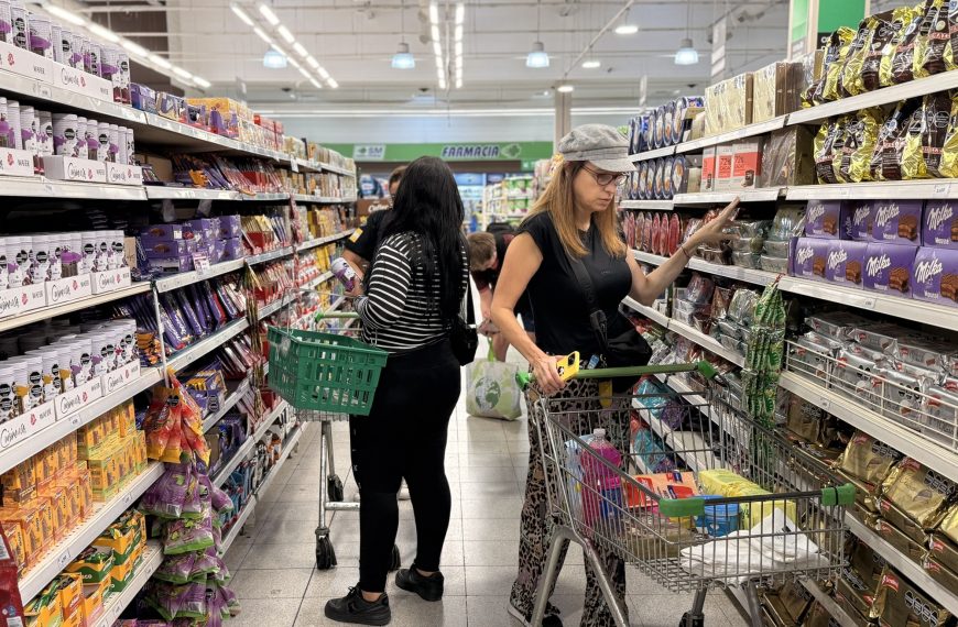 La inflación fue de 2,6% en abril y acumuló 32,4% en los últimos doce meses