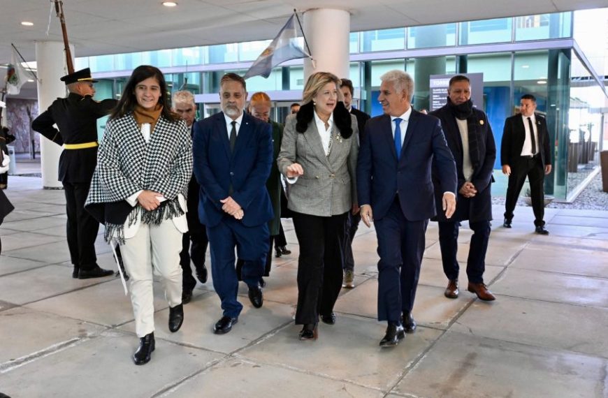 El gobernador Poggi recibió a la ministra de Seguridad de la Nación