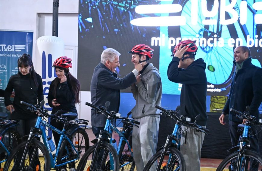 283 estudiantes de la ciudad de San Luis recibieron bicicletas TuBi
