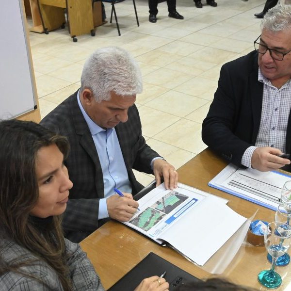 El Gobernador encabezó la reunión de lanzamiento de la tercera edición del Plan ‘Chau Garrafa’