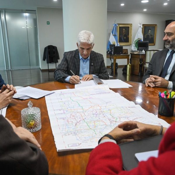 Poggi envió a la Legislatura un proyecto de Ley para crear el Régimen de Consorcios Camineros