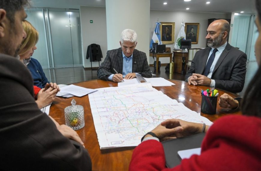 Poggi envió a la Legislatura un proyecto de Ley para crear el Régimen de Consorcios Camineros