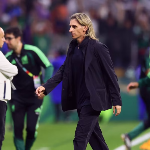 Sebastián Beccacece dejó de ser el entrenador de Ecuador tras ser eliminado por México en el Mundial: “Los resultados mandan”