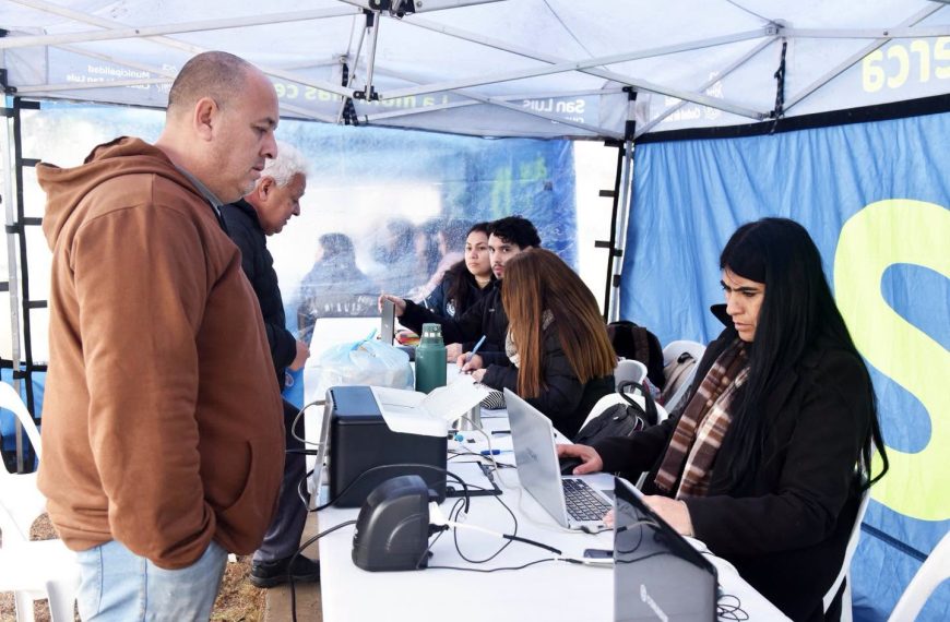 La Muni Más Cerca visitó el barrio 146 Viviendas en su edición 102
