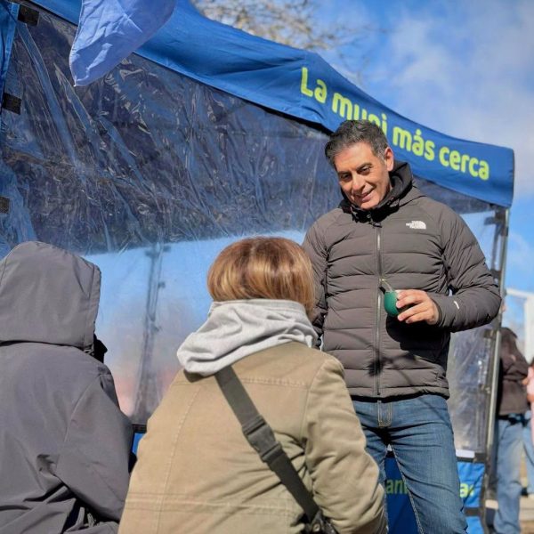 La Muni Más Cerca: Hissa anunció mejoras para la plaza del barrio Amppare y una campaña de concientización sobre residuos
