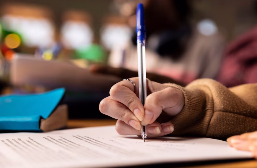 Aprobaron un nuevo manual para trámites de validez nacional de títulos y certificados educativos