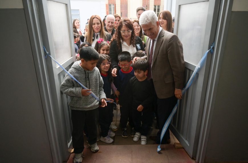 El Gobernador inauguró obras en el Centro Educativo N°1 ‘Juan Pascual Pringles’