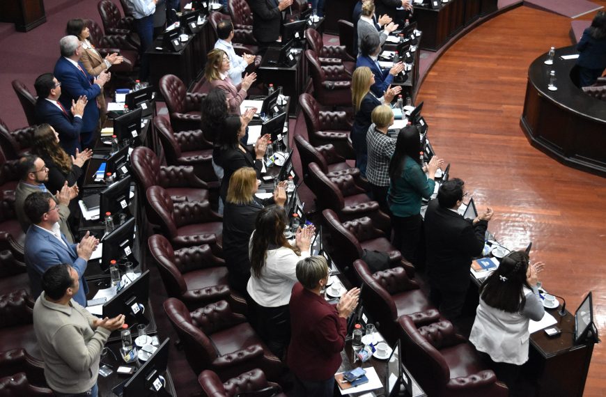 Es ley la necesidad de reforma parcial de la Constitución provincial