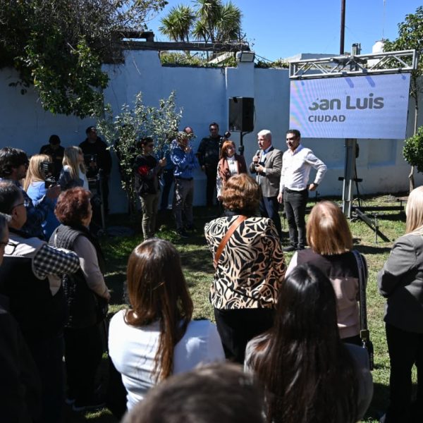 El barrio Castellani recuperó un espacio verde que será un nuevo punto de encuentro para los vecinos