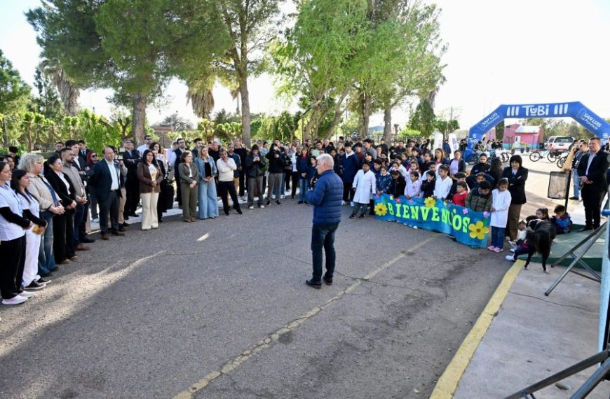 Poggi inauguró la renovación completa del CAPS de Talita