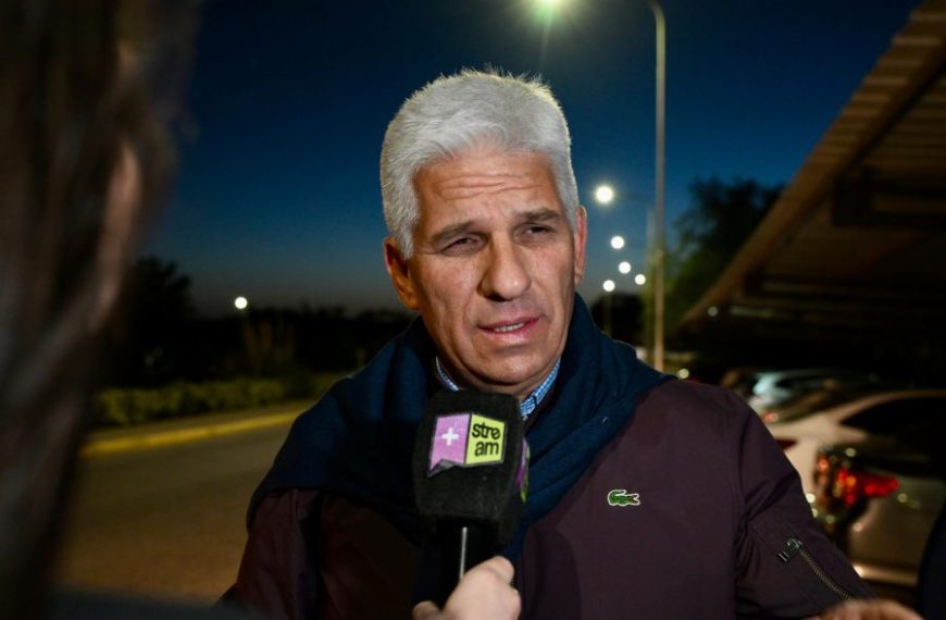 El Gobernador entregará viviendas en Talita y firmará el decreto de obras en la escuela de Cortaderas