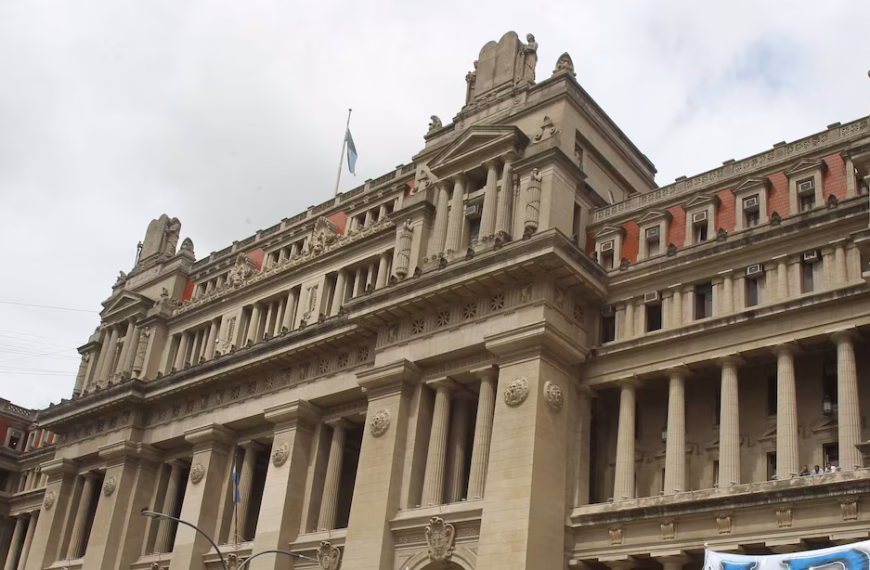 La Corte Suprema sesionará este viernes de forma extraordinaria y podría definir el futuro de la Ley de Tierras