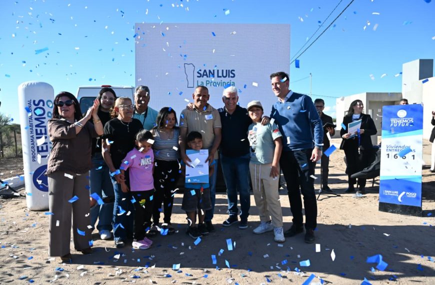 La vivienda, protagonista del fin de semana: familias de Balde y Alto Pencoso recibieron sus casas