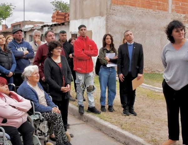 La Municipalidad realizó el cierre perimetral de un terreno en el barrio La Merced