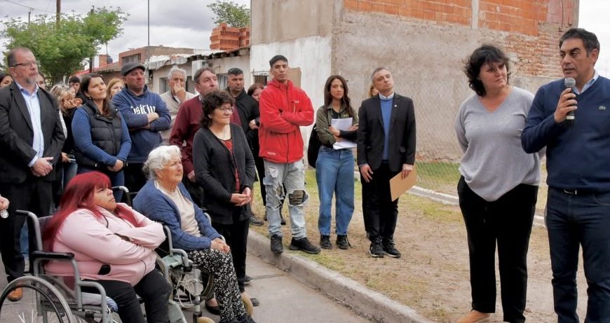 La Municipalidad realizó el cierre perimetral de un terreno en el barrio La Merced